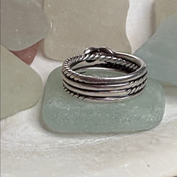 David Yurman X Crossover Diamond Cable Ring - Picture 6 of 7